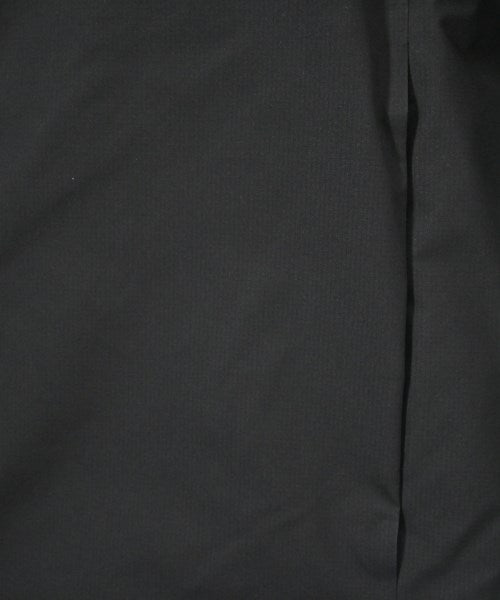 ARC'TERYX 羽絨夾克/背心