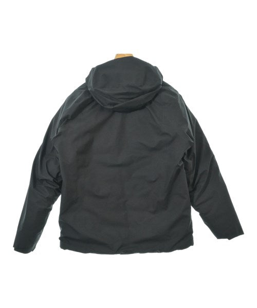 ARC'TERYX 羽絨夾克/背心