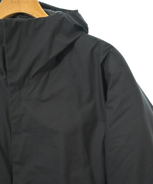 ARC'TERYX 羽絨夾克/背心