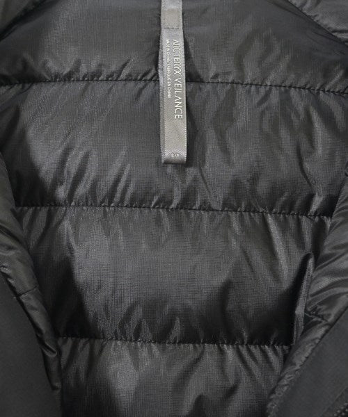 ARC'TERYX 羽絨夾克/背心