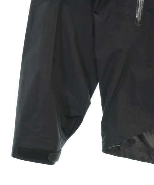 ARC'TERYX 山系外套