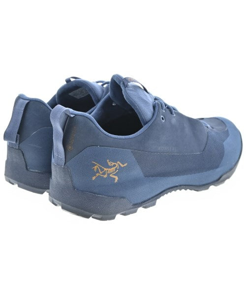 ARC'TERYX 運動鞋