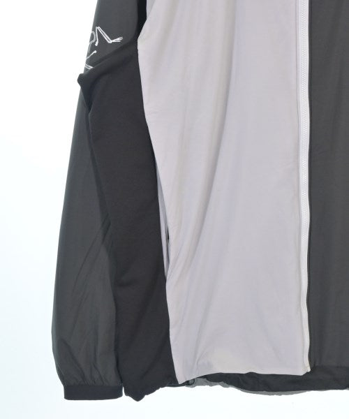 ARC'TERYX 羽絨夾克/背心