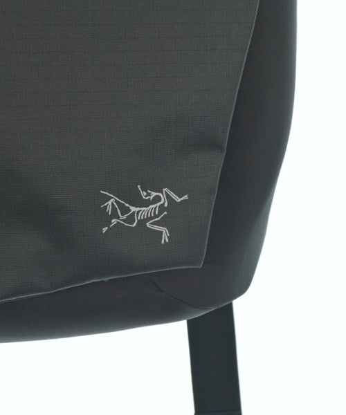 ARC'TERYX 肩背包