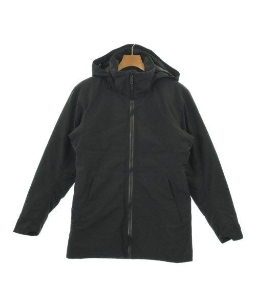 ARC'TERYX 羽絨夾克/背心