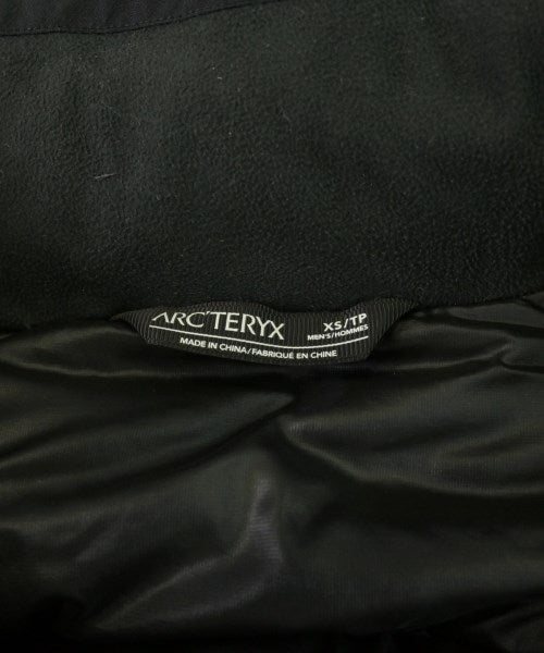 ARC'TERYX 羽絨夾克/背心