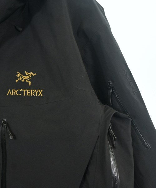 ARC'TERYX 山系外套