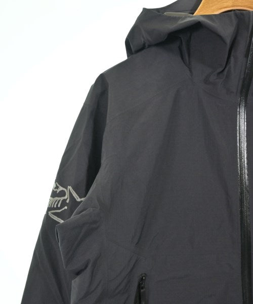 ARC'TERYX 山系外套