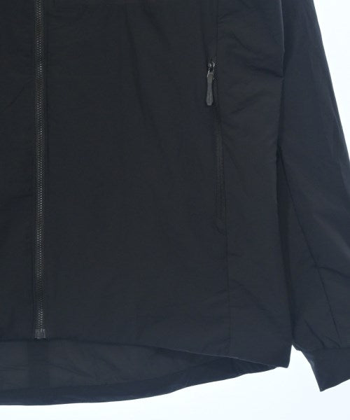 ARC'TERYX 羽絨夾克/背心