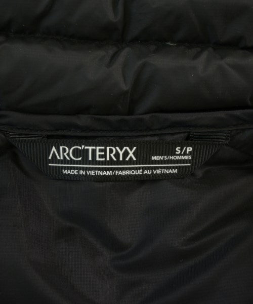 ARC'TERYX 羽絨夾克/背心