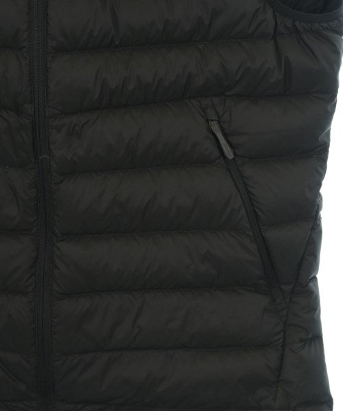 ARC'TERYX 羽絨夾克/背心