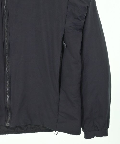 ARC'TERYX 羽絨夾克/背心