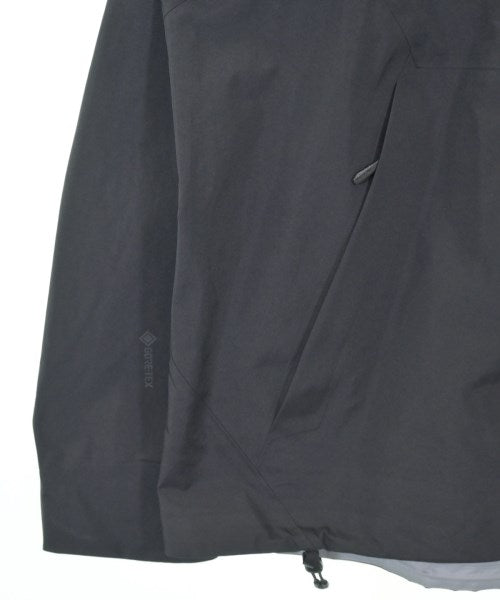 ARC'TERYX 山系外套