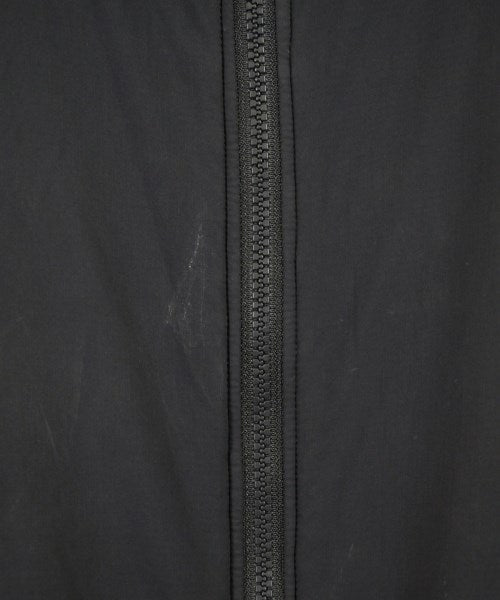 ARC'TERYX 羽絨夾克/背心
