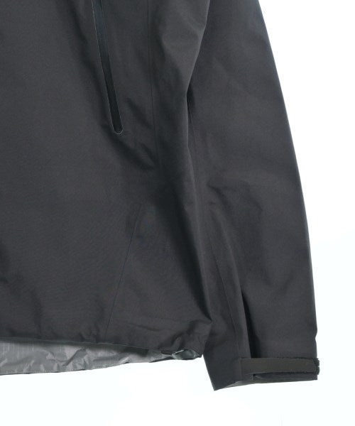 ARC'TERYX 山系外套