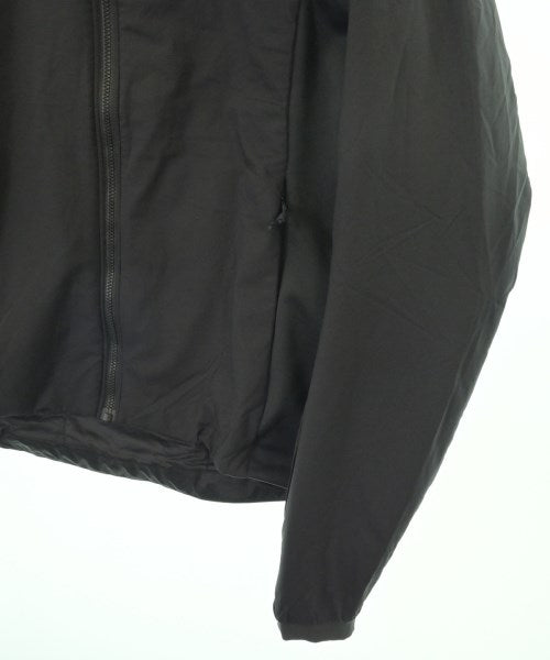 ARC'TERYX 山系外套
