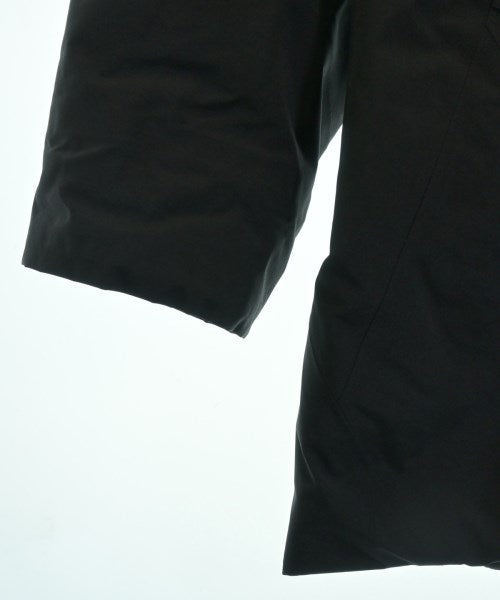 ARC'TERYX 斜紋夾克