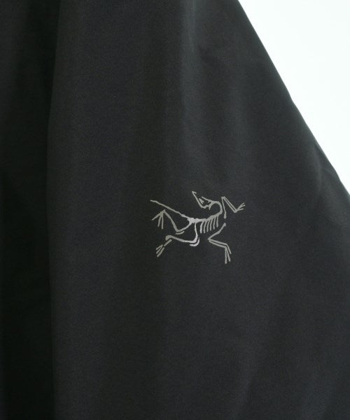 ARC'TERYX 斜紋夾克