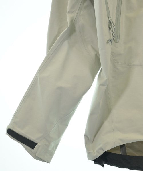 ARC'TERYX 山系外套