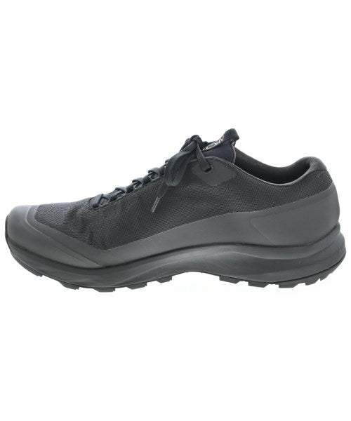 ARC'TERYX 運動鞋