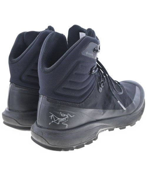 ARC'TERYX 靴子