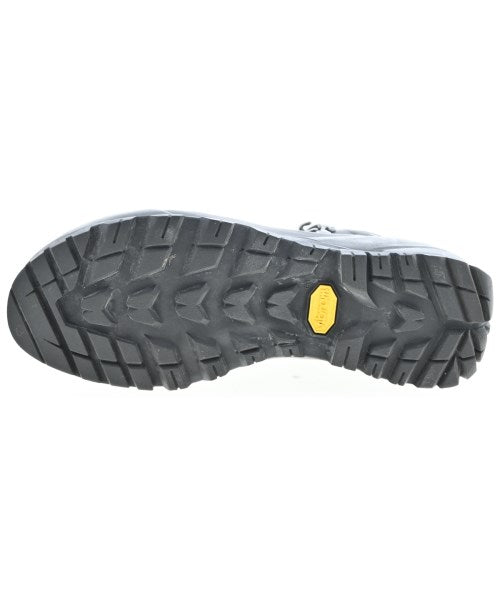 ARC'TERYX 靴子