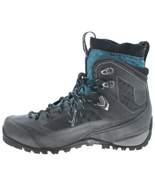 ARC'TERYX 靴子