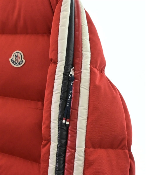 MONCLER 羽絨夾克/背心