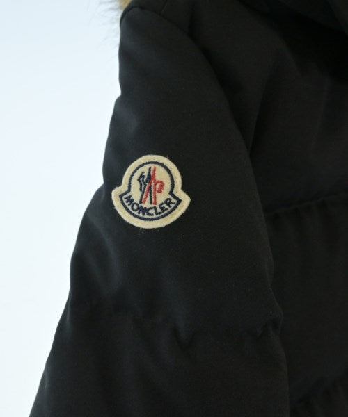 MONCLER 羽絨大衣