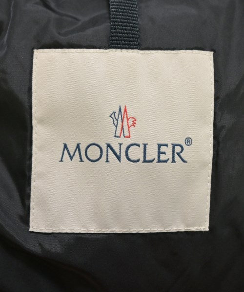 MONCLER 羽絨大衣