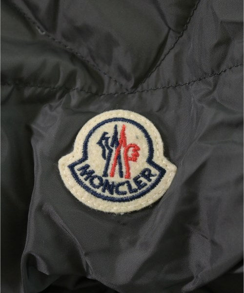 MONCLER 羽絨夾克/背心