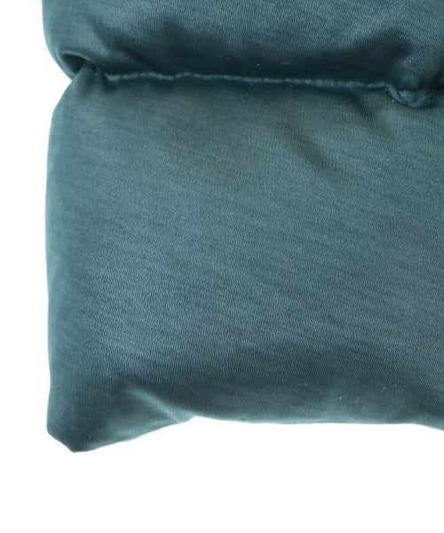 MONCLER 羽絨夾克/背心