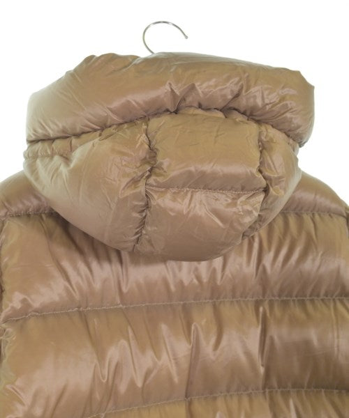 MONCLER 羽絨大衣