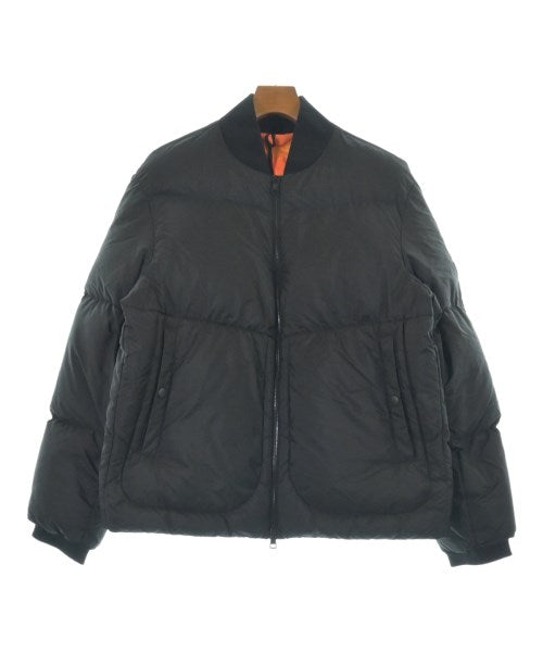 MONCLER 羽絨夾克/背心