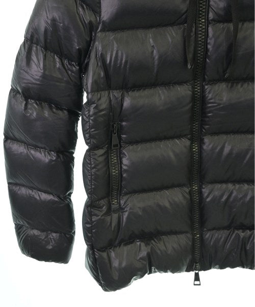 MONCLER 羽絨夾克/背心
