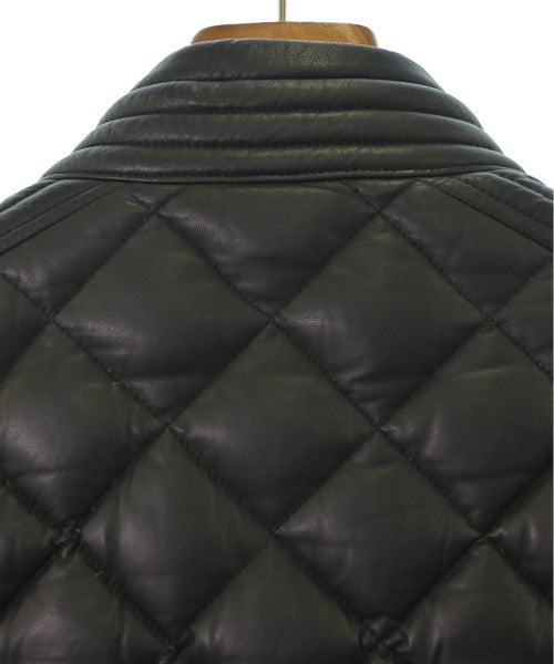 MONCLER 羽絨夾克/背心