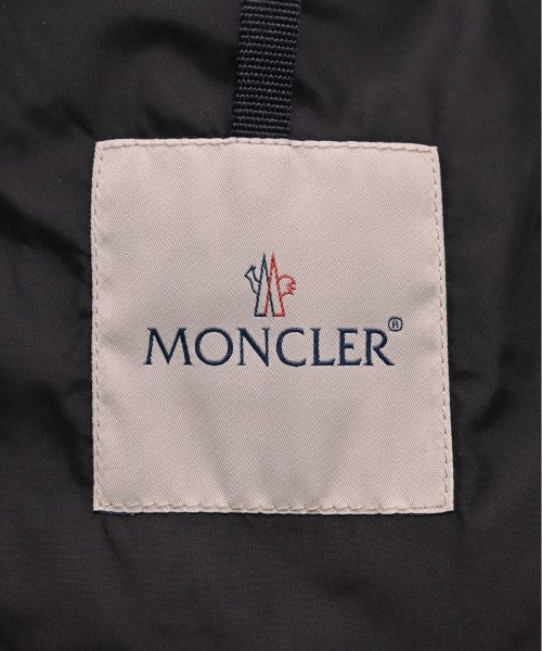 MONCLER 羽絨夾克/背心