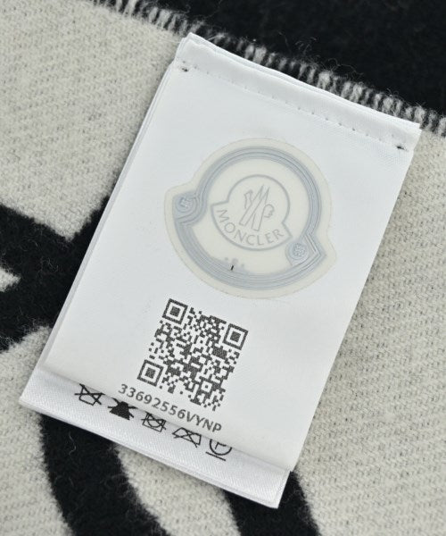 MONCLER 冬季圍巾