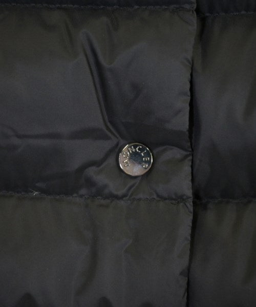 MONCLER 羽絨夾克/背心