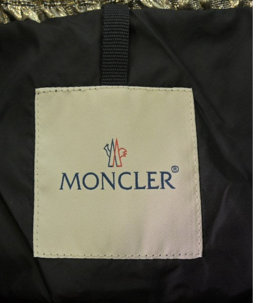 MONCLER 羽絨夾克/背心