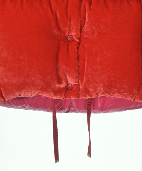 MONCLER 羽絨夾克/背心