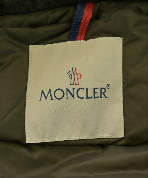 MONCLER 羽絨大衣