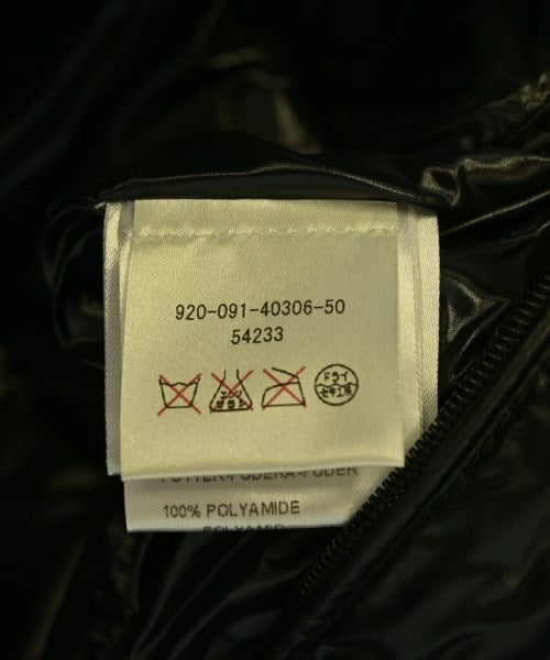 MONCLER 羽絨夾克/背心