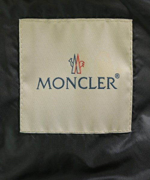MONCLER 羽絨夾克/背心