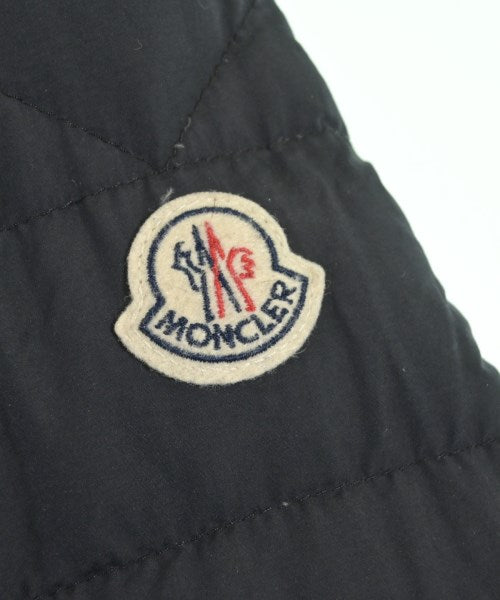 MONCLER 羽絨夾克/背心