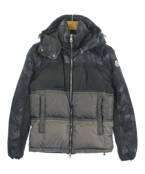 MONCLER 羽絨夾克/背心