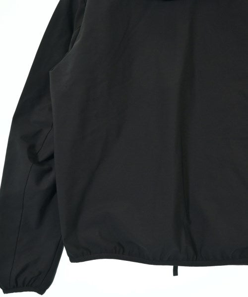 MONCLER 羽絨夾克/背心