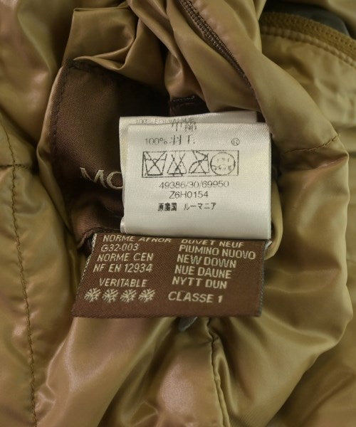 MONCLER 羽絨大衣