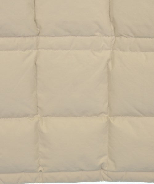 MONCLER 羽絨夾克/背心