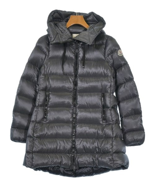 MONCLER 羽絨大衣